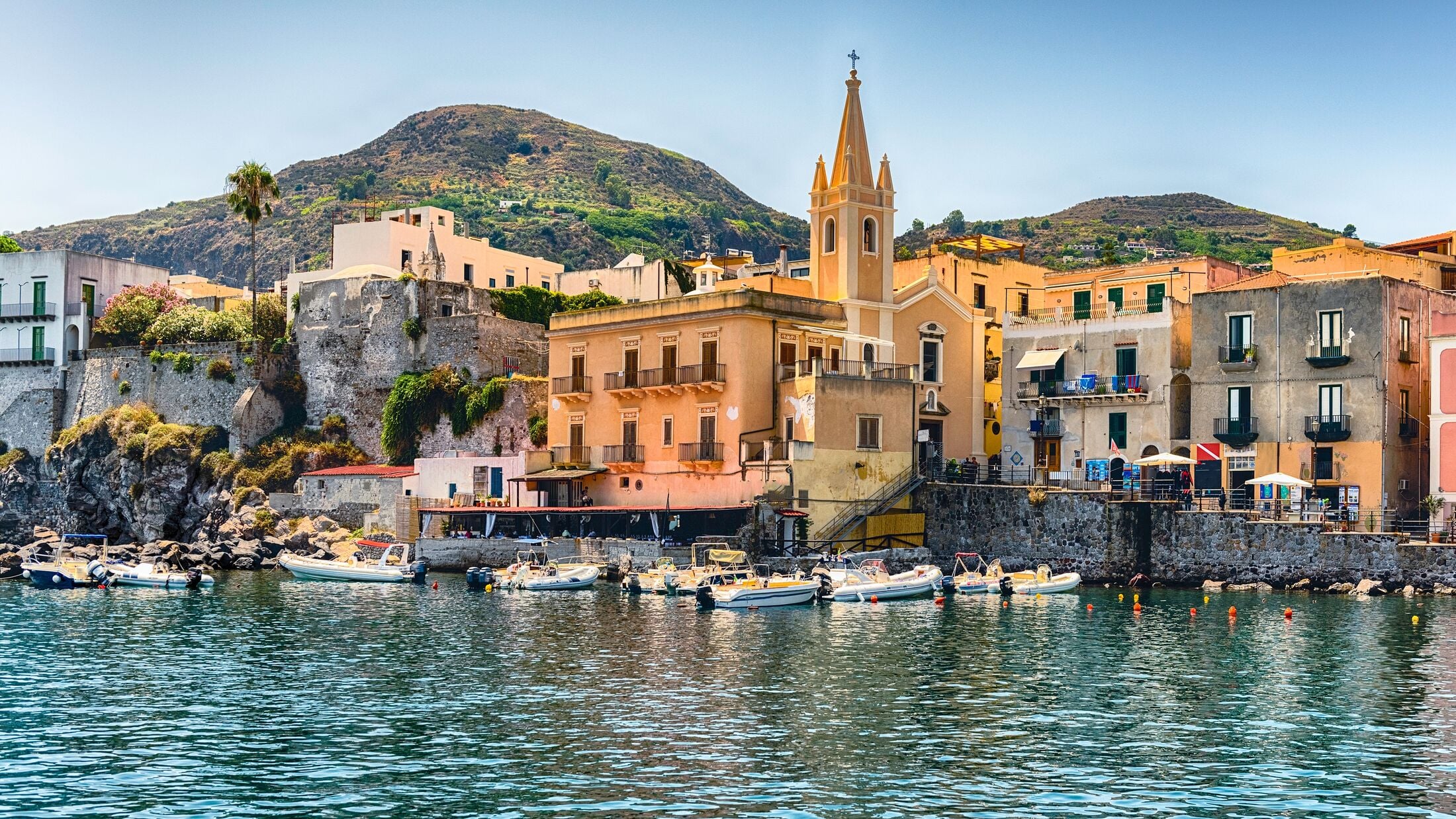 Short Italian Holiday, Italy
