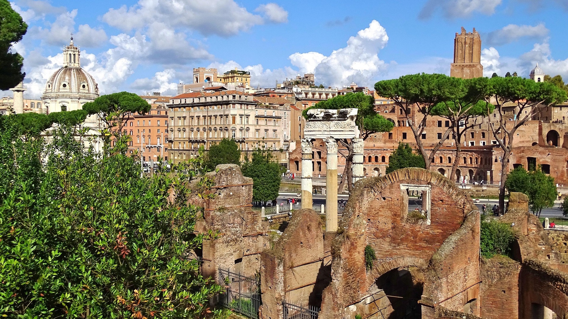 Rome Specials, Milan, Rome, Italy